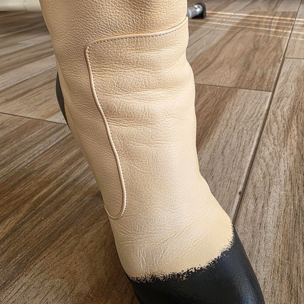 Chanel Blizzard Black&White Knee High Boots Retail $1500 37C - Picture 5 of 16